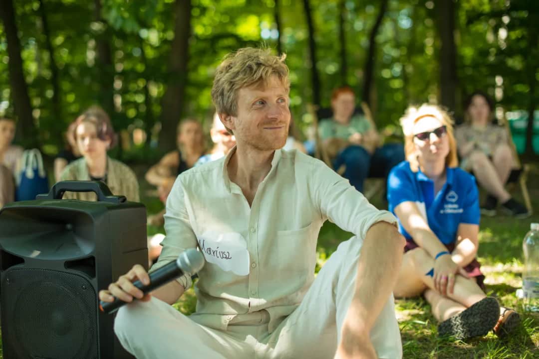 Ile trwa szkoła w chmurze? Zaskakujące fakty o czasie nauki