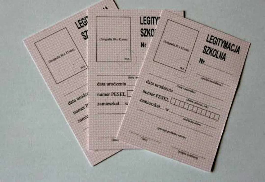 Czy na legitymacji szkolnej jest PESEL? Nowe przepisy wyjaśniają