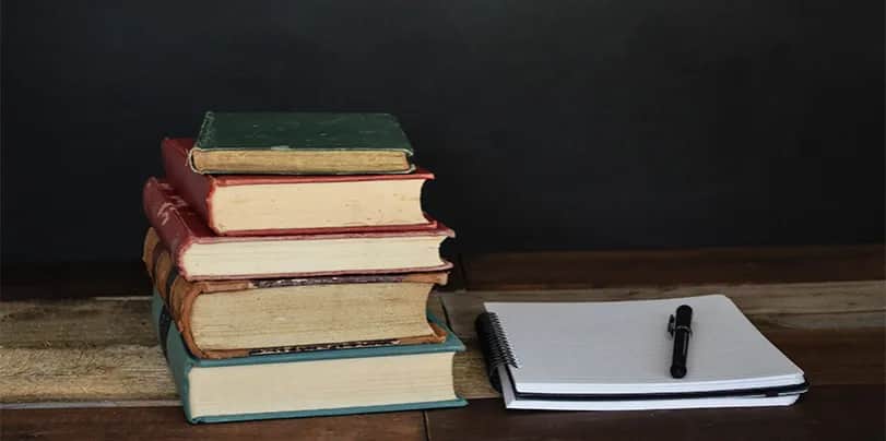 Czy programy nauczania mają numery dopuszczenia? Oto prawda o akredytacji